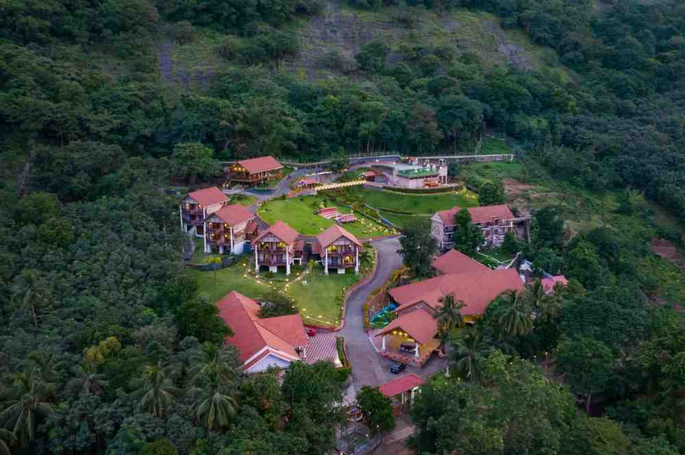 Au Revoir resort
