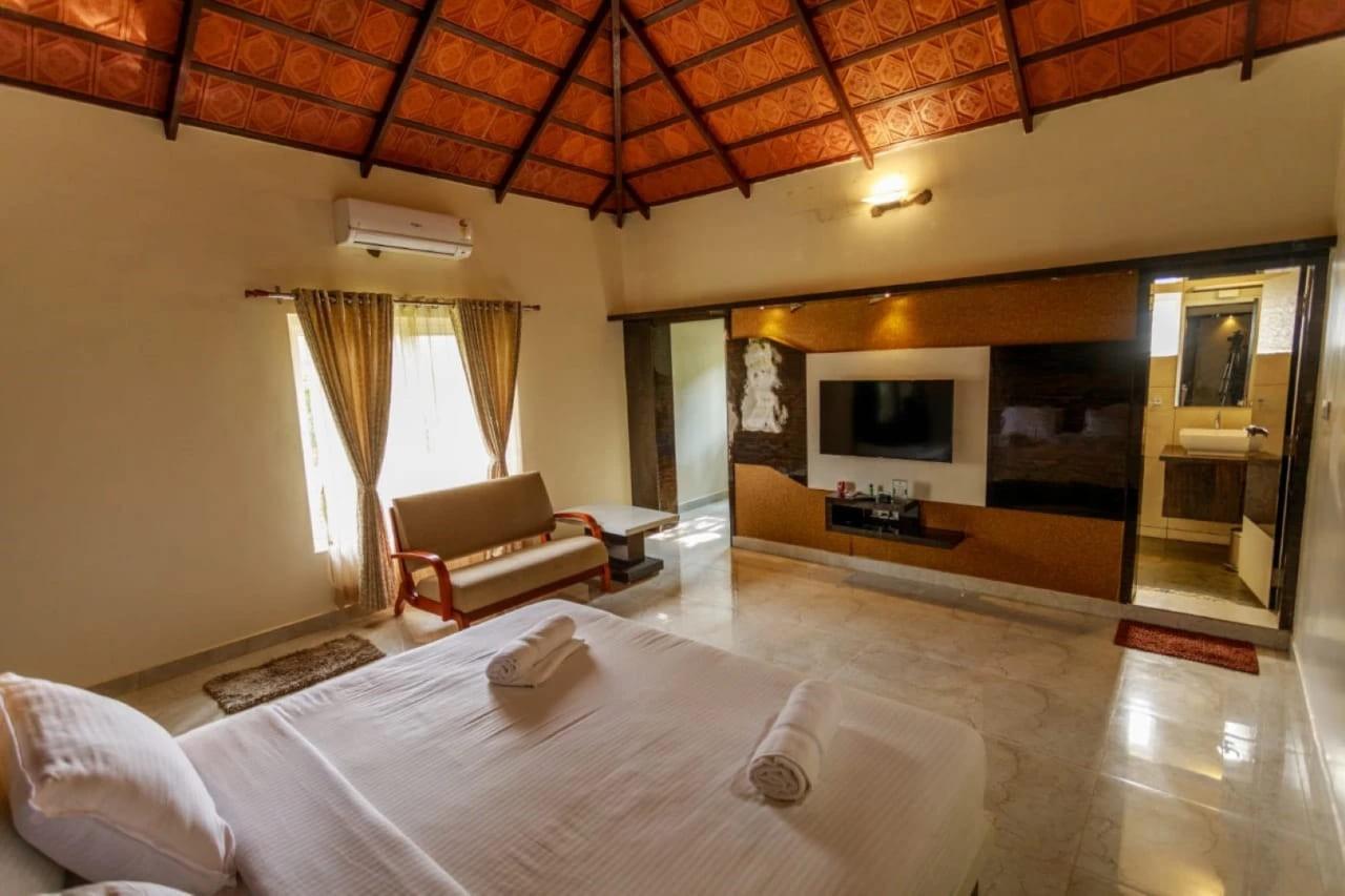 Executive Cottages view 3