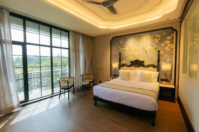 Club Room view 3
