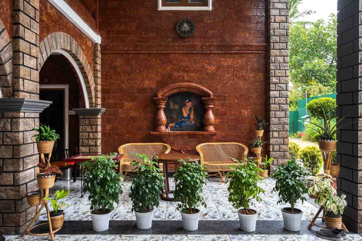 Nalukettu Room